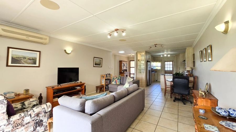 3 Bedroom Property for Sale in Gonubie North Eastern Cape